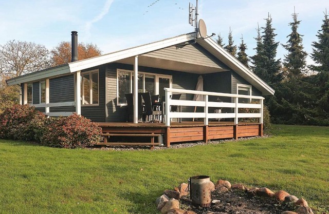 Three-Bedroom Holiday home in Humble 1
