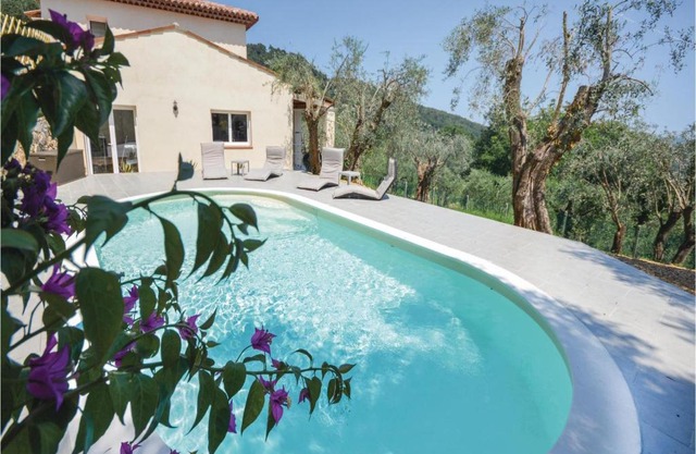 Three-Bedroom Holiday Home in Cabris