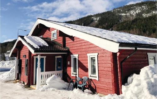 Three-Bedroom Holiday Home In Branas