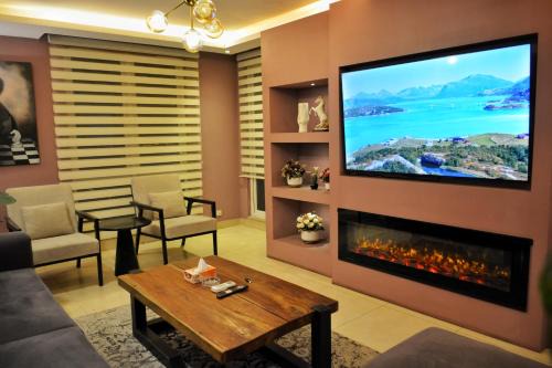 Three Bedroom Luxury Family Apartment in Goldcrest Mall DHA Phase 4