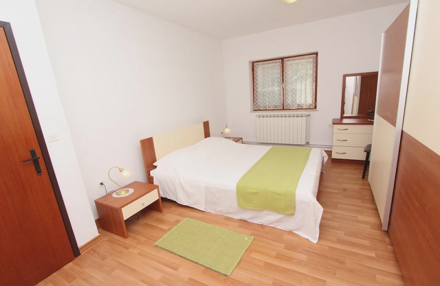 TIGRA One-Bedroom Apartment