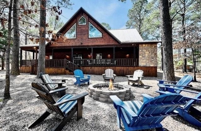 Timber Hills Lodge - Family-Group Play Set Hot Tub Pool Table Sleeps 21