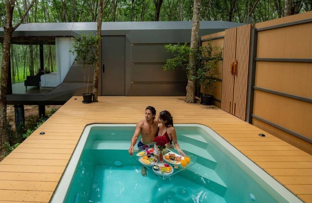 Timber Society Boutique Hideaway