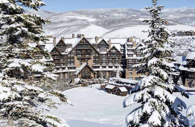 Timbers Bachelor Gulch/Free Lift Tickets/Steps to lift