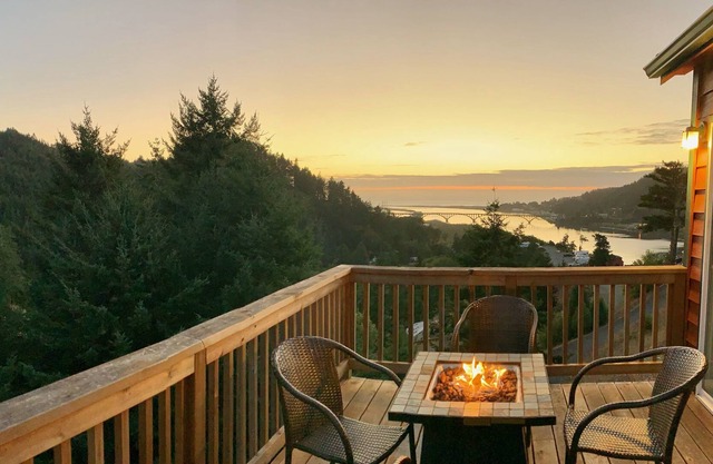 Tiny Home hosted by Rogue River Landing RV & Resort