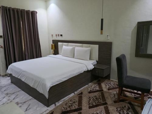Tofana Hotel and Suites