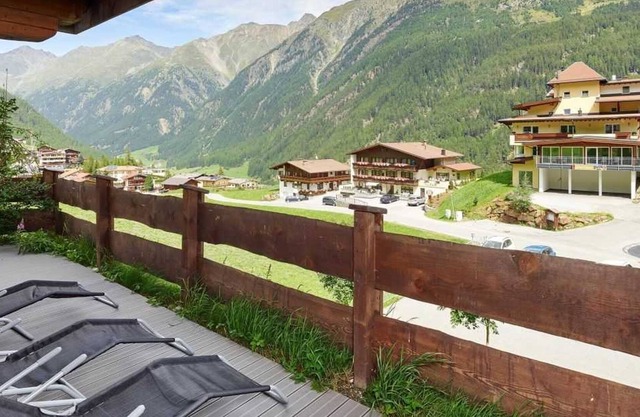 Top 7 - Terraced Apartment With 3 Bedrooms and Bathrooms - A Casa Jewel Sölden, Ski in & Ski out