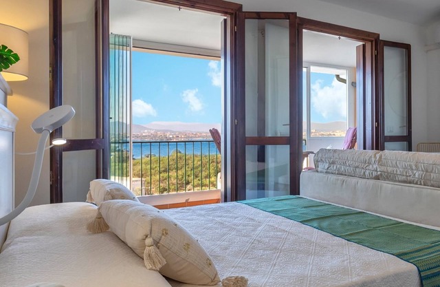 Top floor gulf view apartment