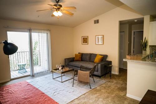 Top Location and Peaceful 2BR w Balcony Gym Pool