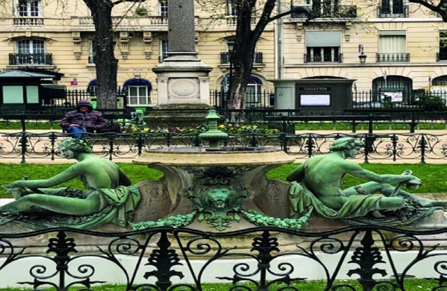 TOP OF THE RANGE -MARAIS ARTS-ET -METIERS 5 BEDROOM FAMILY APT