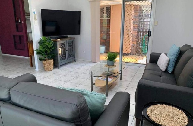 Torquay Beach Holiday House