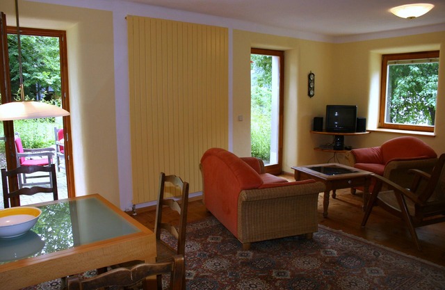 Tour of the Pfeiferhaus https:/cdn10.3dswissmedia.com/360/hauspfeifer/