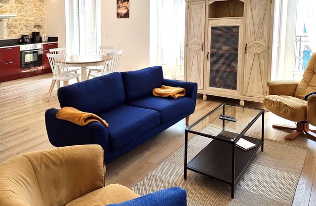 Très bel Appartement T3 Classé 4, Meublé Avec Terrasse Centre Dax Idéal Curiste