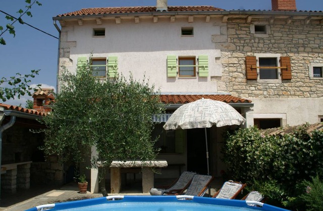 Traditional villa with private pool, secluded garden and convenient location