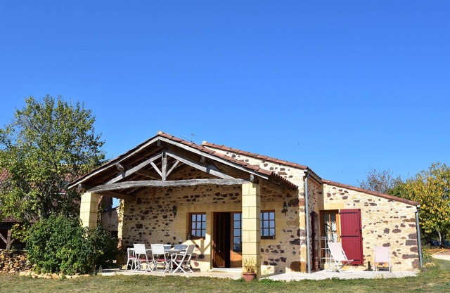 Tranquil Escape in Dordogne