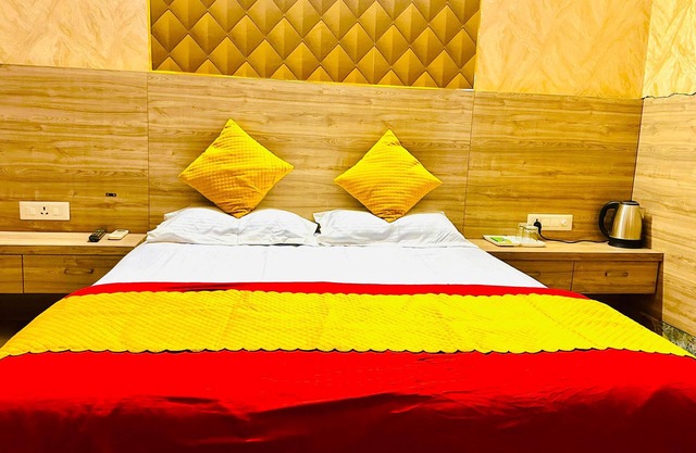 Tranquil Jaipur Stay - Calm, Cozy & Central-203