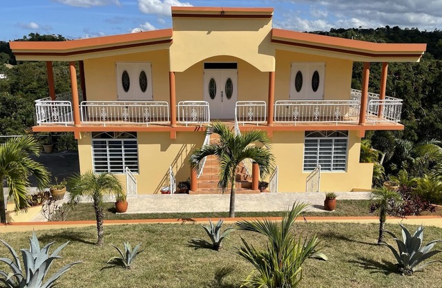 Tranquil Lodging Yet A Short Drive To Sun And Fun