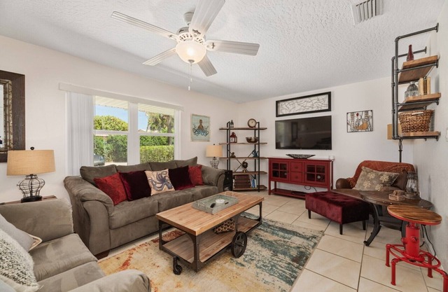 Tranquility Octopus Suite - Oceanfront Paradise!
