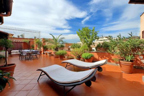 TreasureRome Spanish Steps Penthouse