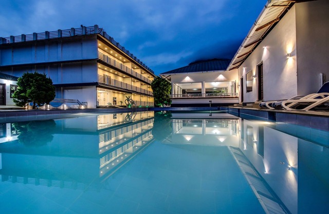 Treebo Premium Misty Garden Resorts