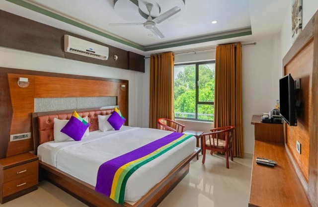 Treebo Premium Palmyra Milford, 2 Km From Alleppey Beach
