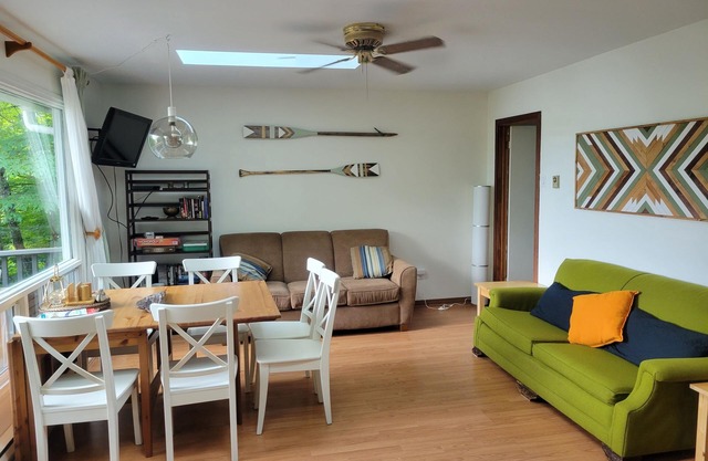 Treetop View Cottage, offers recharging morning views!