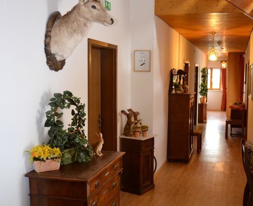 Triple, Kat. B, non-smoking, toilet and shower (hotel) - Hotel Werneths Landgasthof Hirschen