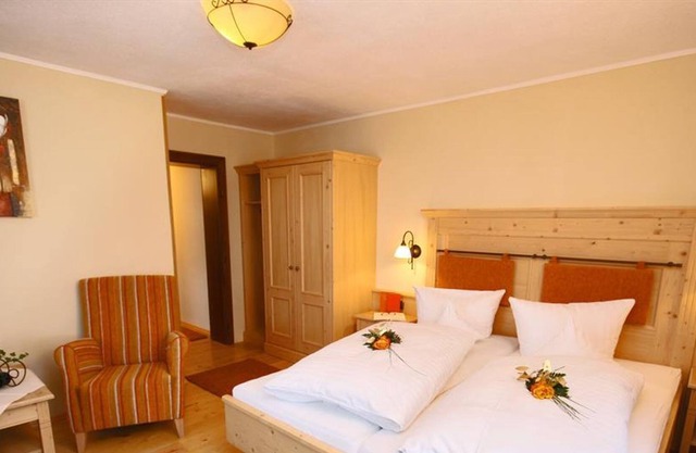 Triple room with shower, WC "44" - Herzen`s Landhaus