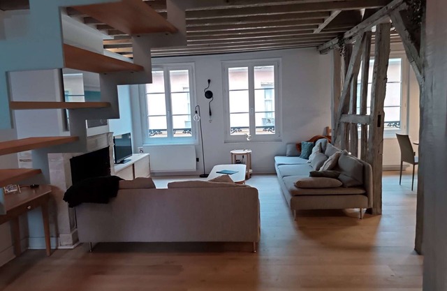 Triplex Hypercentre Avec Parking