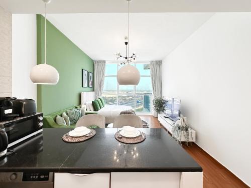 Trophy - Urban Oasis Suite
