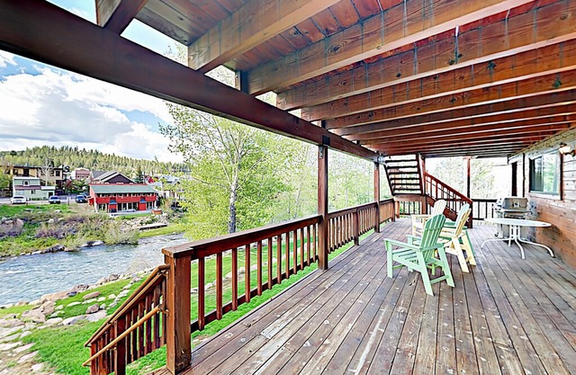 Truckee Riverfront Retreat | Walk to Downtown | Near Slopes, Lake, Bike Trail
