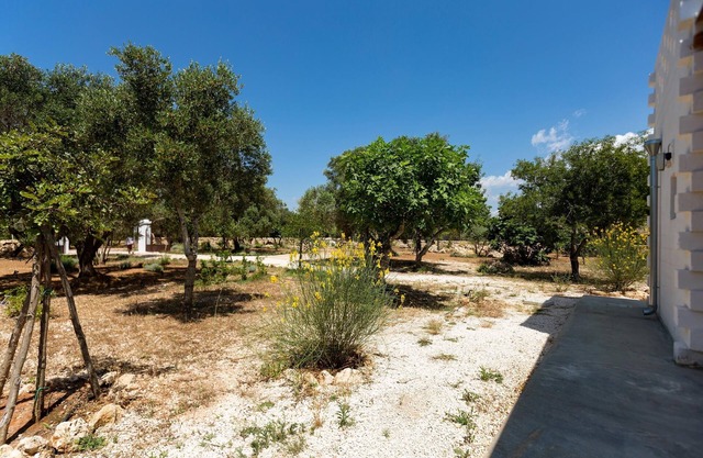 Trullo Corni di Fiasco by BarbarHouse
