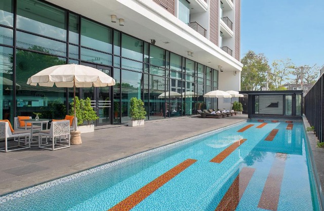 Tsix5 Hotel
