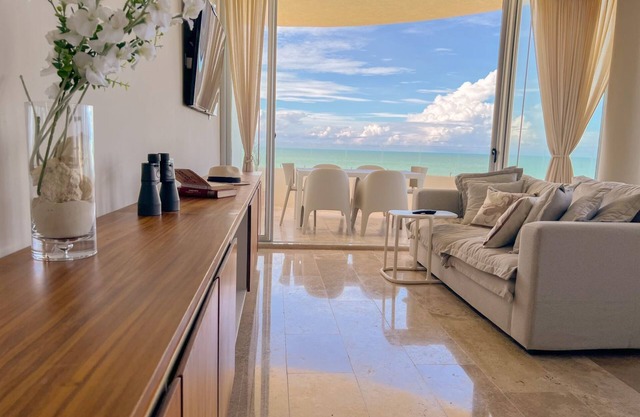 Tu Oasis Moderno con Vista al mar en Telchac!