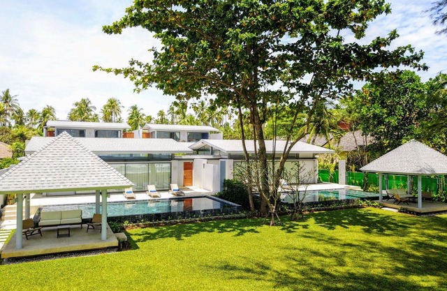 Twin Villas Natai North - 5 Bedrooms Luxury Beachfront Villa
