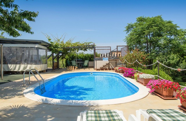 Two bedroom apartment with terrace and sea view Stranići, Poreč (A-24558-a)