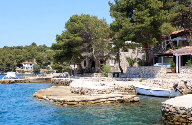 Two bedroom apartment near beach Lavdara, Dugi otok (A-434-a)