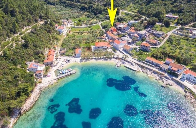 Two bedroom apartment with balcony and sea view Cove Babina, Korčula (A-19712-a)