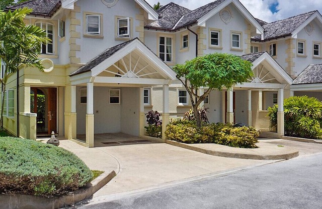 Two bedroom villa in exclusive west coast development