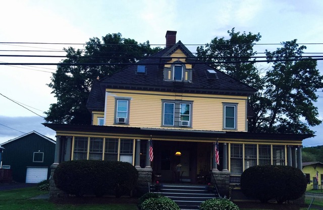Two couples, OK DREAMS PARK CLOSE, Full kitchens 4Queens, huge space! 2/1