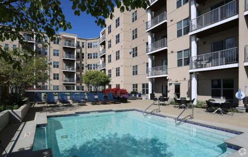 TWO CozySuites at the Banks with Pool 17
