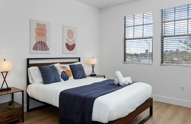 Cozysuites Glendale 