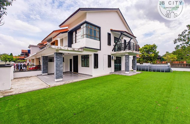 Two-Nine Muslim Villa by RR JBcity