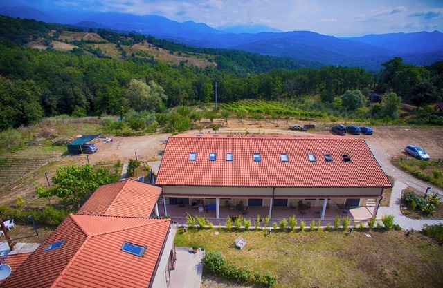 Two-room apartment with a patio just steps from Palinuro in the countryside Cilento "3"