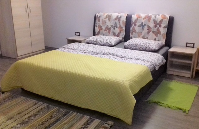 Two rooms apartment in Mamaia North