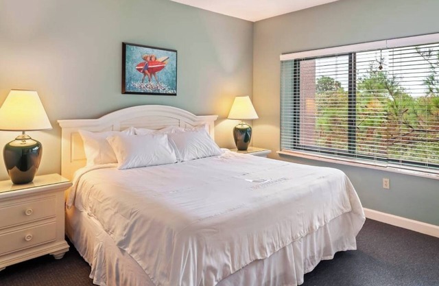 Two Sunny 1BR Getaway w/Pool Access, Hot Tub, Kitchen and Steps from Ocean Fun