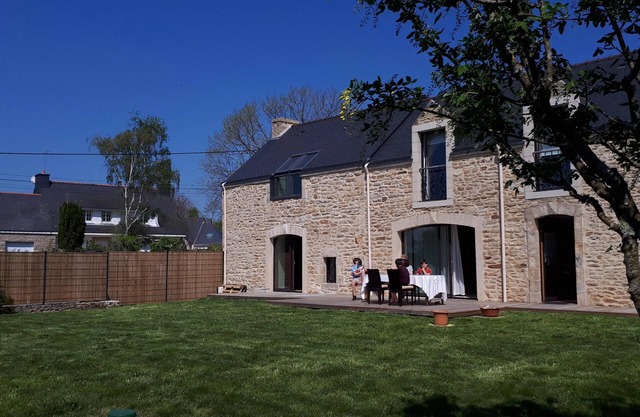 TY MIALY - House of character (10 pers), classified 4 stars, 6 km from the sea.