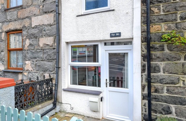Ty Ni - Two Bedroom House, Sleeps 4