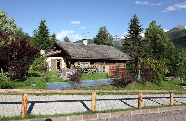 Typical Cottage in Bellamonte Italy with bubble bath