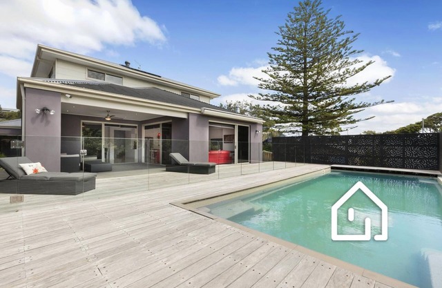 Tyrone Beachside Luxury *1 NIGHT FREE* Home Theatre & Study